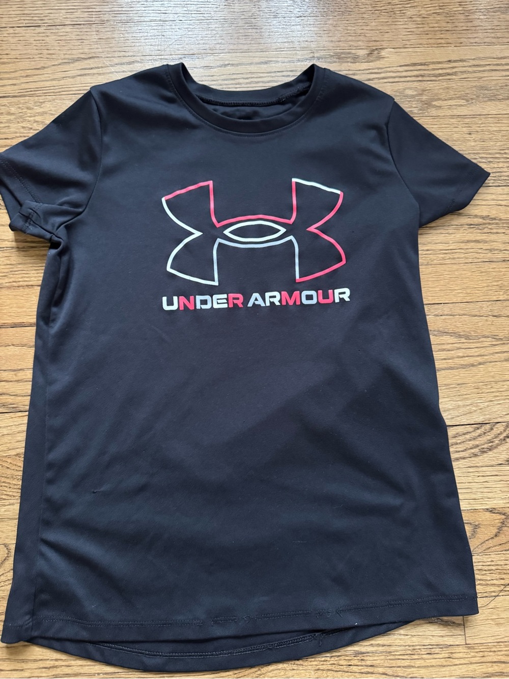 Under Armour Black T-shirt with pink/white logo